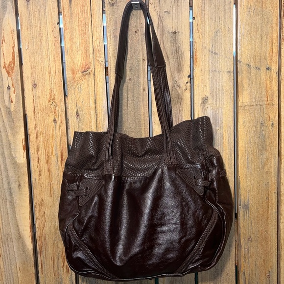 See By Chloe Black Shoulder Bag - Picture 10 of 11